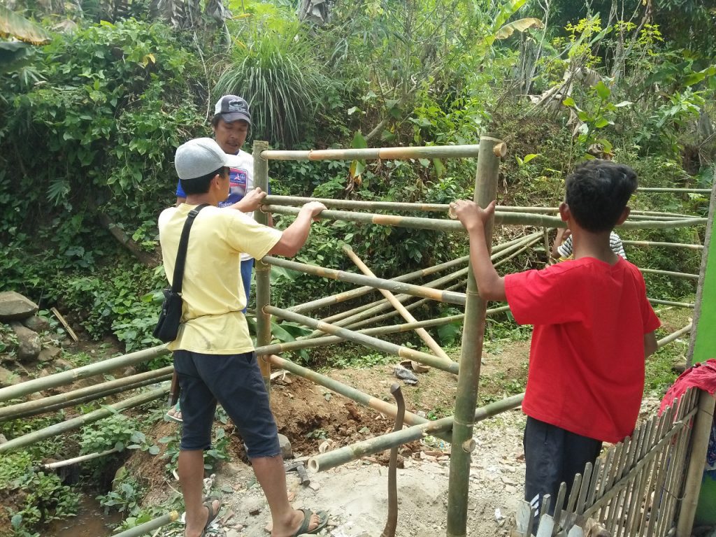 lumbung desa, santri, pemberdayaan