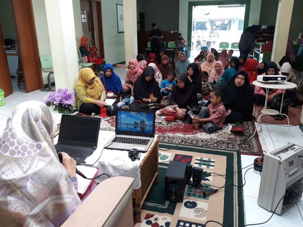 rumah bersalin cuma-cuma, rbc, kader kesehatan