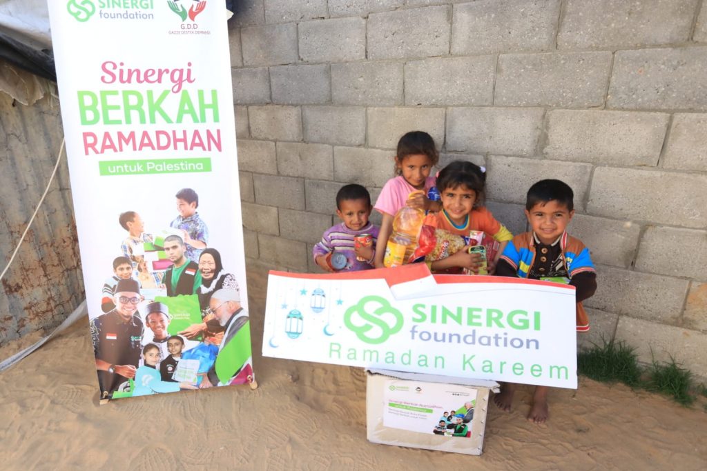 ramadhan, sinergi berkah ramadhan, palestina, buka puasa, yatim, gaza