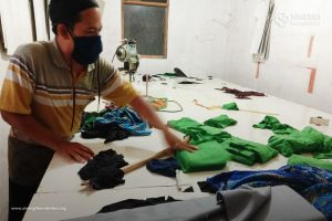masker, covid-19, compreng subang, lumbung desa