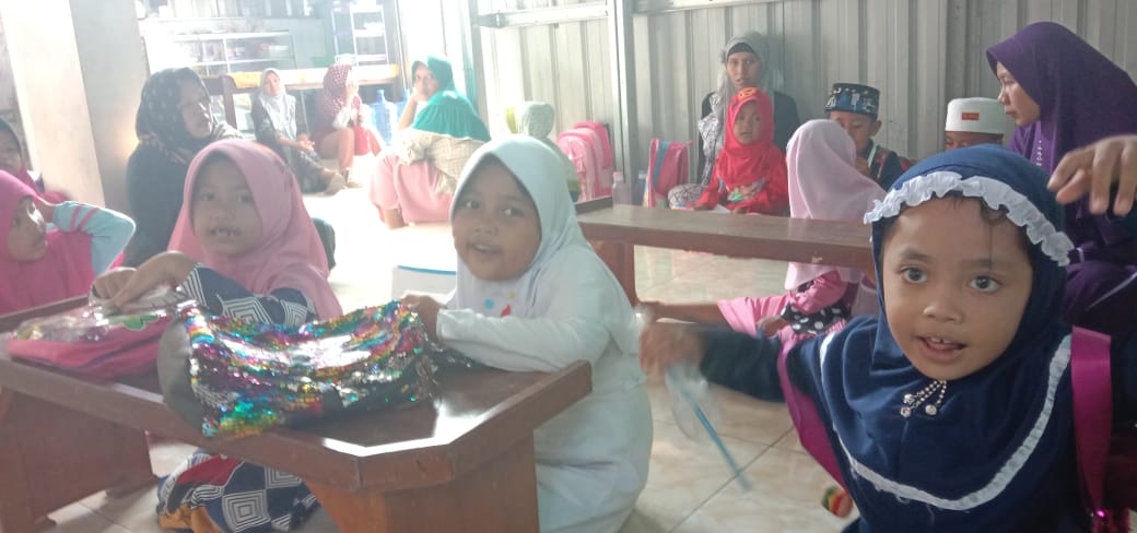 ngaji, surau, lumbung desa