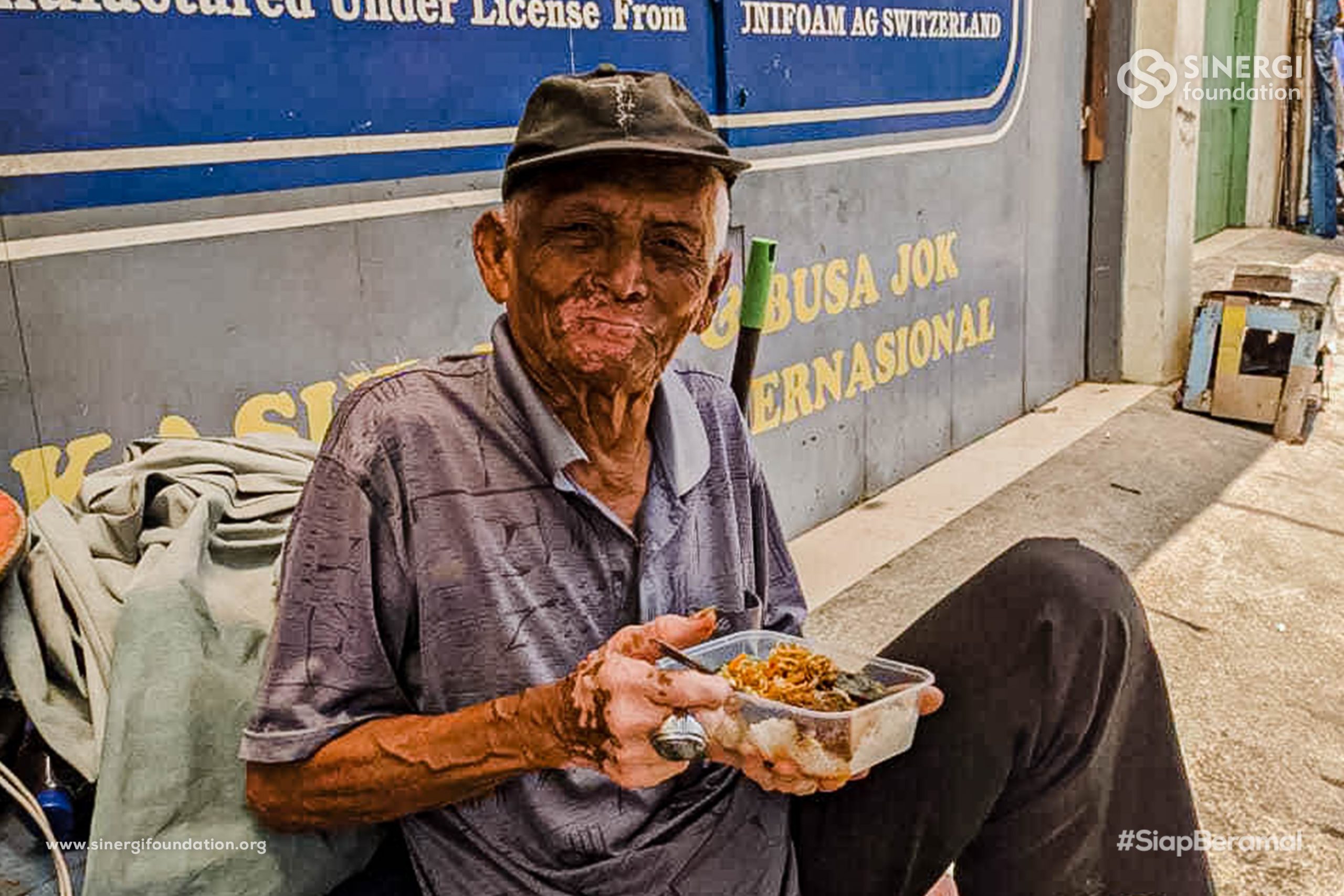 sedekah makan siang