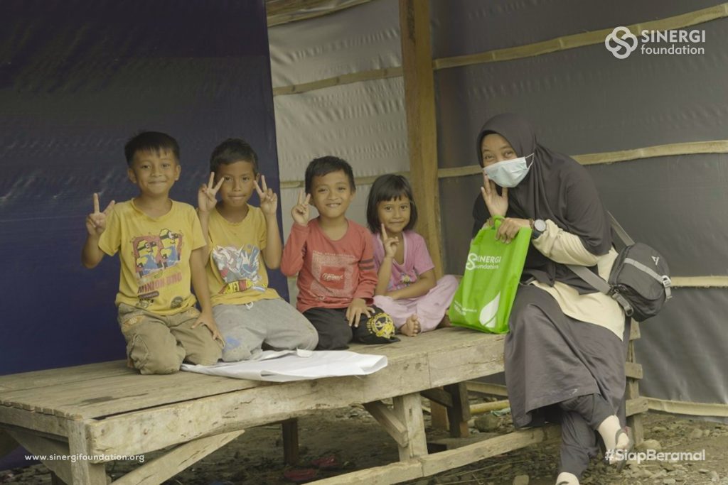 shelter, mamuju, gempa bumi