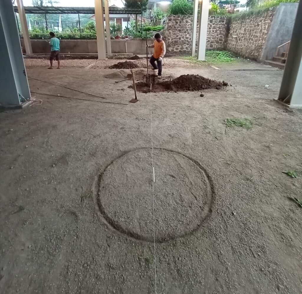 Bangun Sumur Resapan di Masjid Daarul Aulia