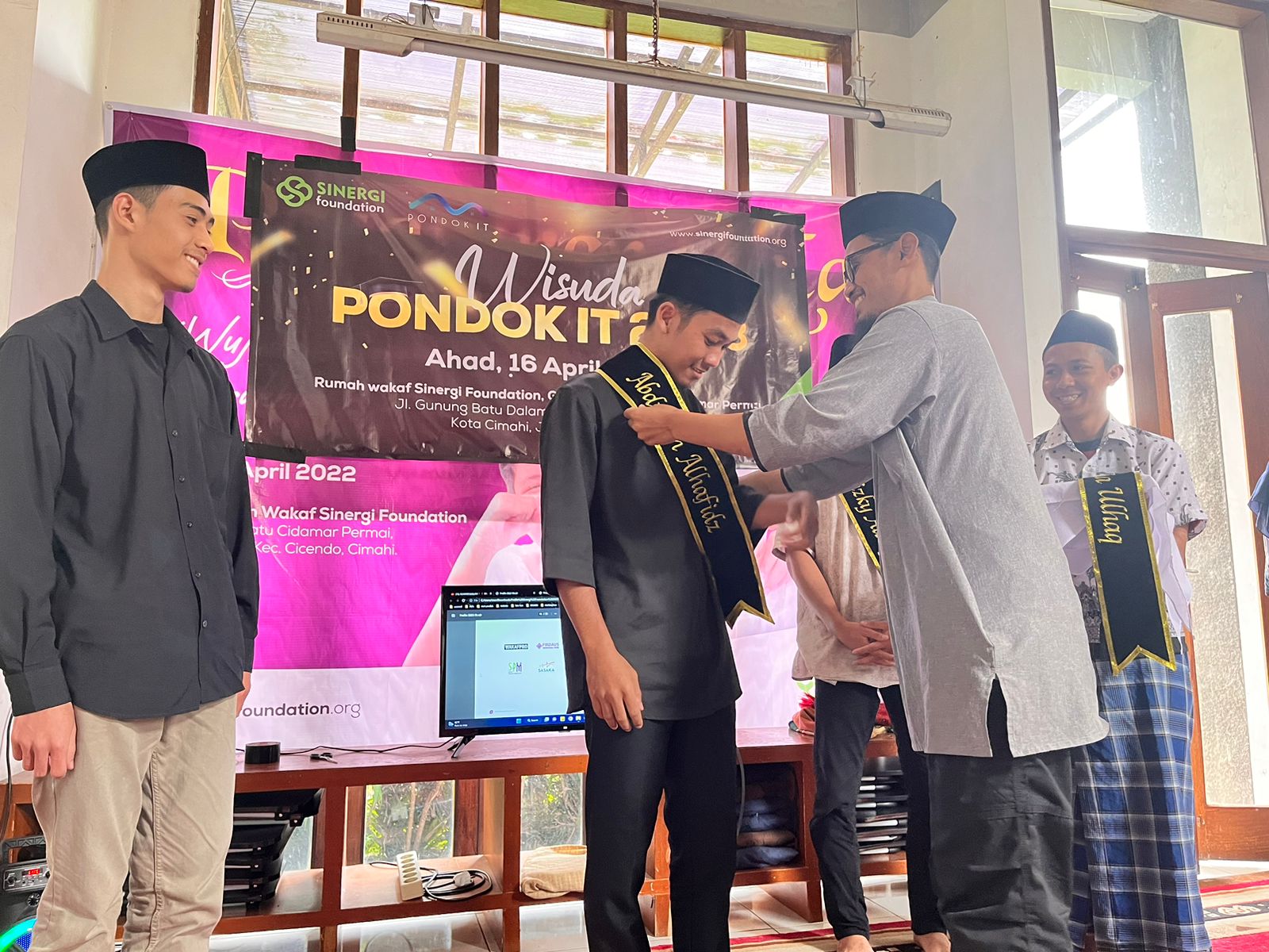 sinergi foundation, pondok it bandung