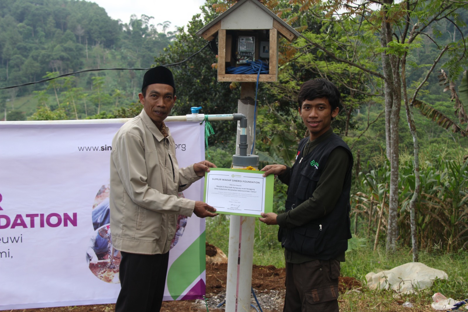 lembaga zakat di jawa barat, lembaga zakat, zakat, sinergi foundation, wakaf sumber air