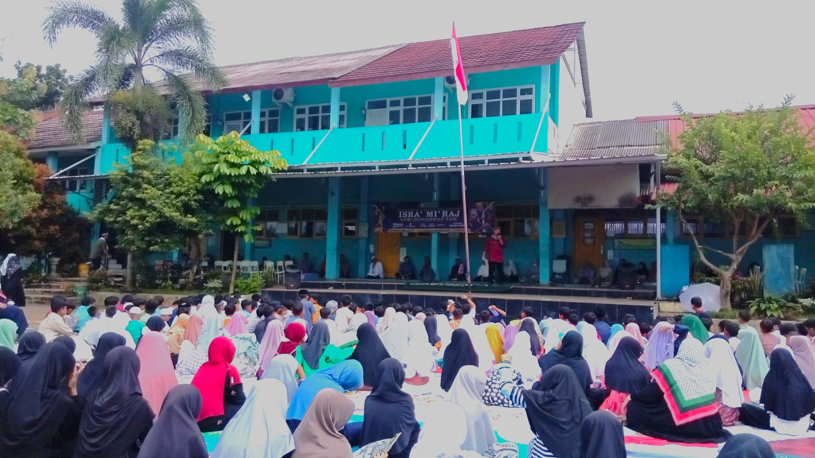 sdit madani